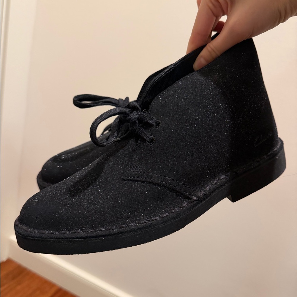 NWT RARE Clarks Desert Boot 2 Black Suede w/ Subtle Shimmer
